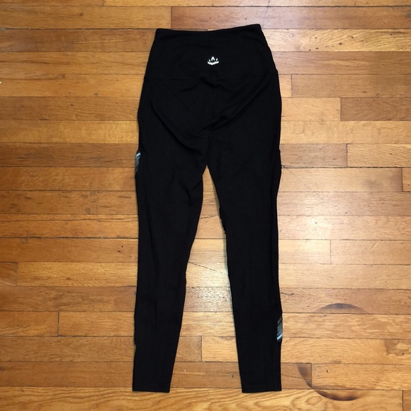 Beyond Yoga Get Your Filament High-Rise Leggings, size Small - Picture 14 of 15